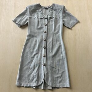 Vintage Caroline Wells Dress Women 6 Gray Embroidered Button Short Sleeve Sheath